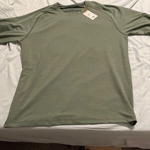 Brand New With Tags Peter Millar L Green Aurora Performance Long Sleeve T-Shirt